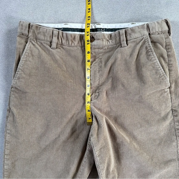 L.L. Bean Vintage Comfort Waist Corduroy Pants. Khaki/Brown. 36x29. - Picture 7 of 8